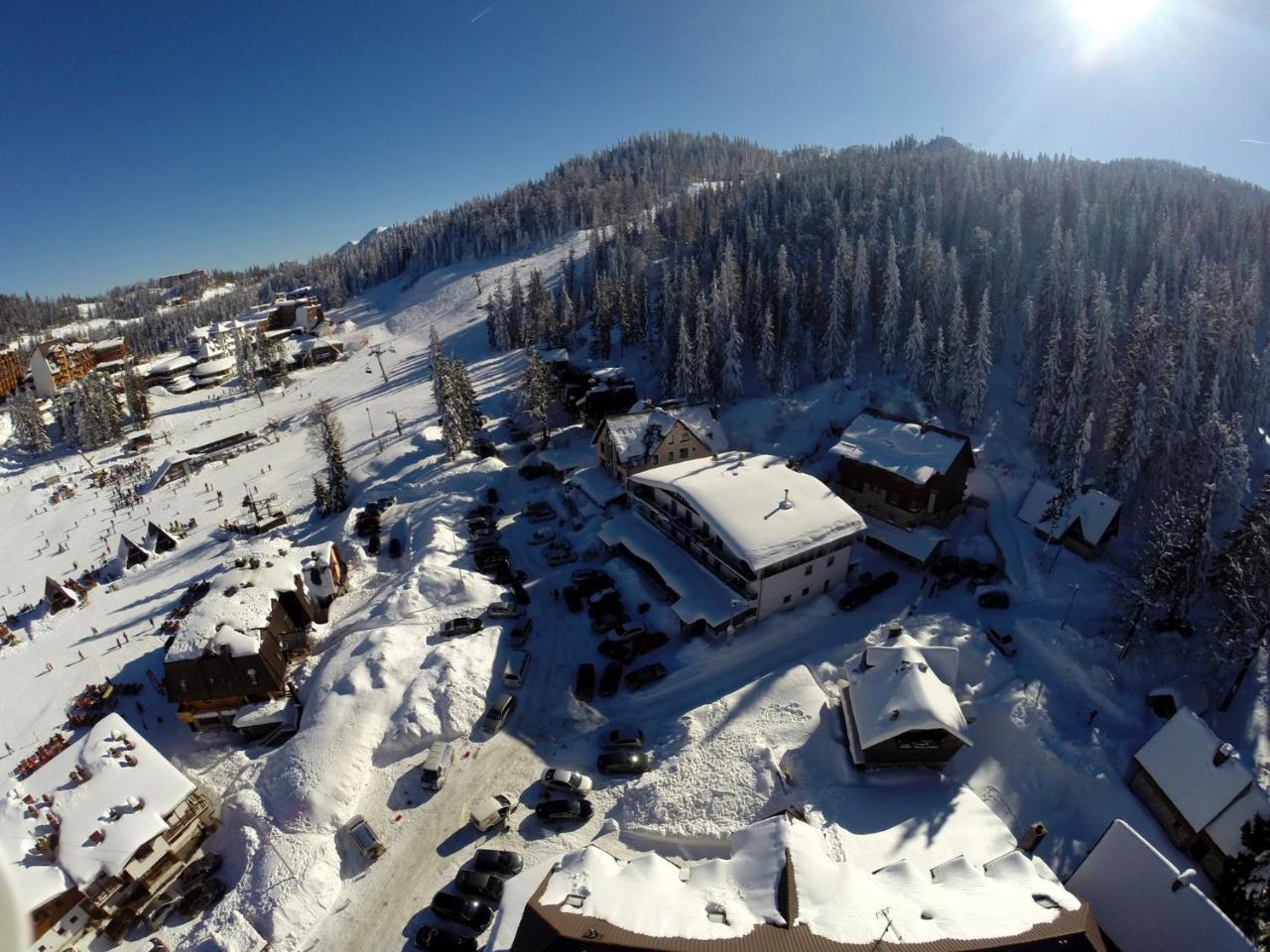 Hotel Snjesko Jahorina Exterior photo